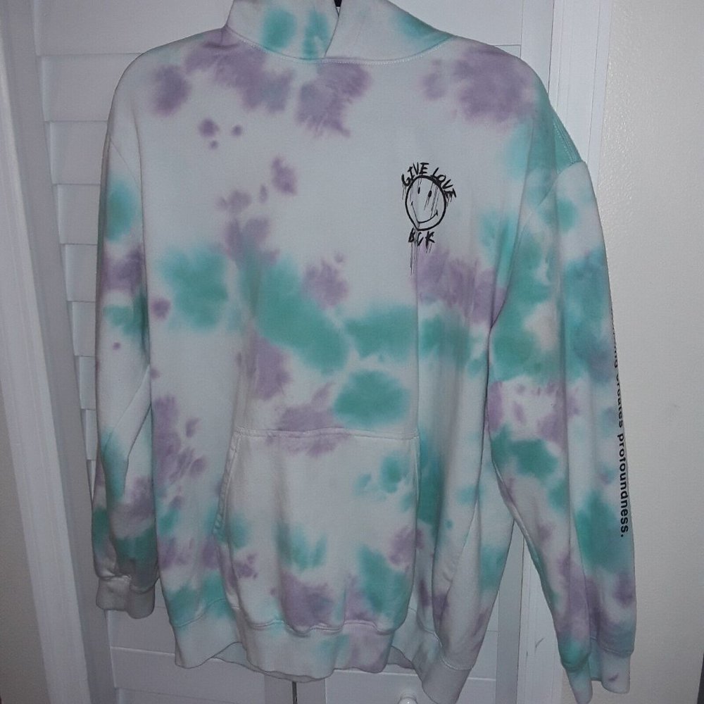 SMILEY X H.M. Hoodie Pullover Sweatshirt, Give Love Back, Size Large, VGUC